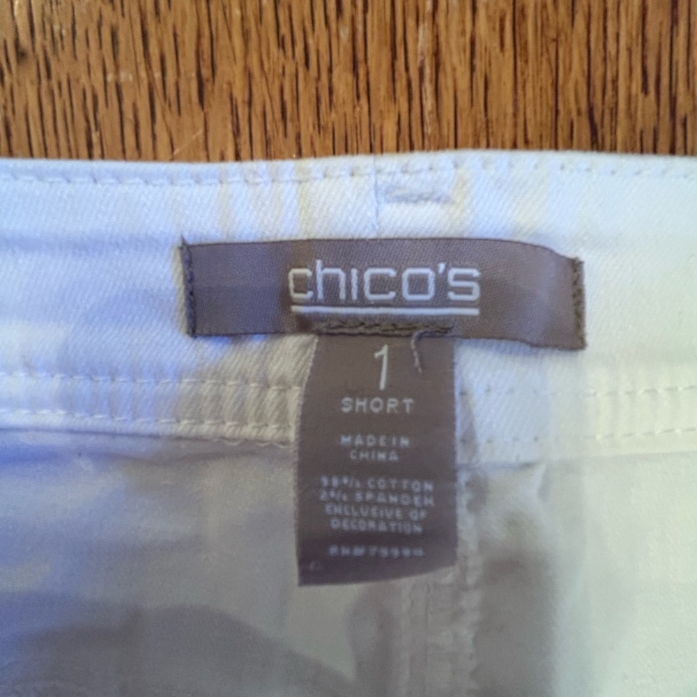 Chico's White Jeans - Picture 7 of 11
